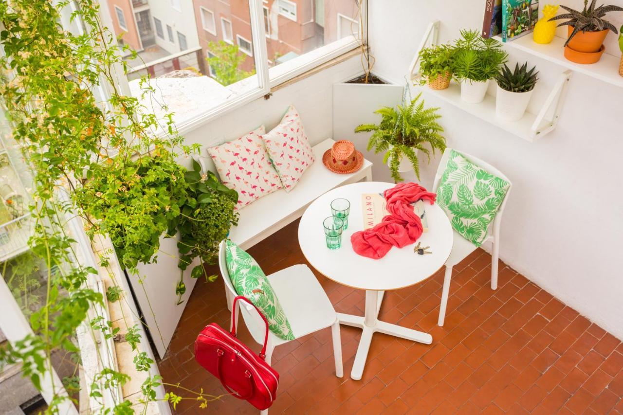 Duomo Views, Light, Jungle-Inspired Studio With Terrace Milan Luaran gambar