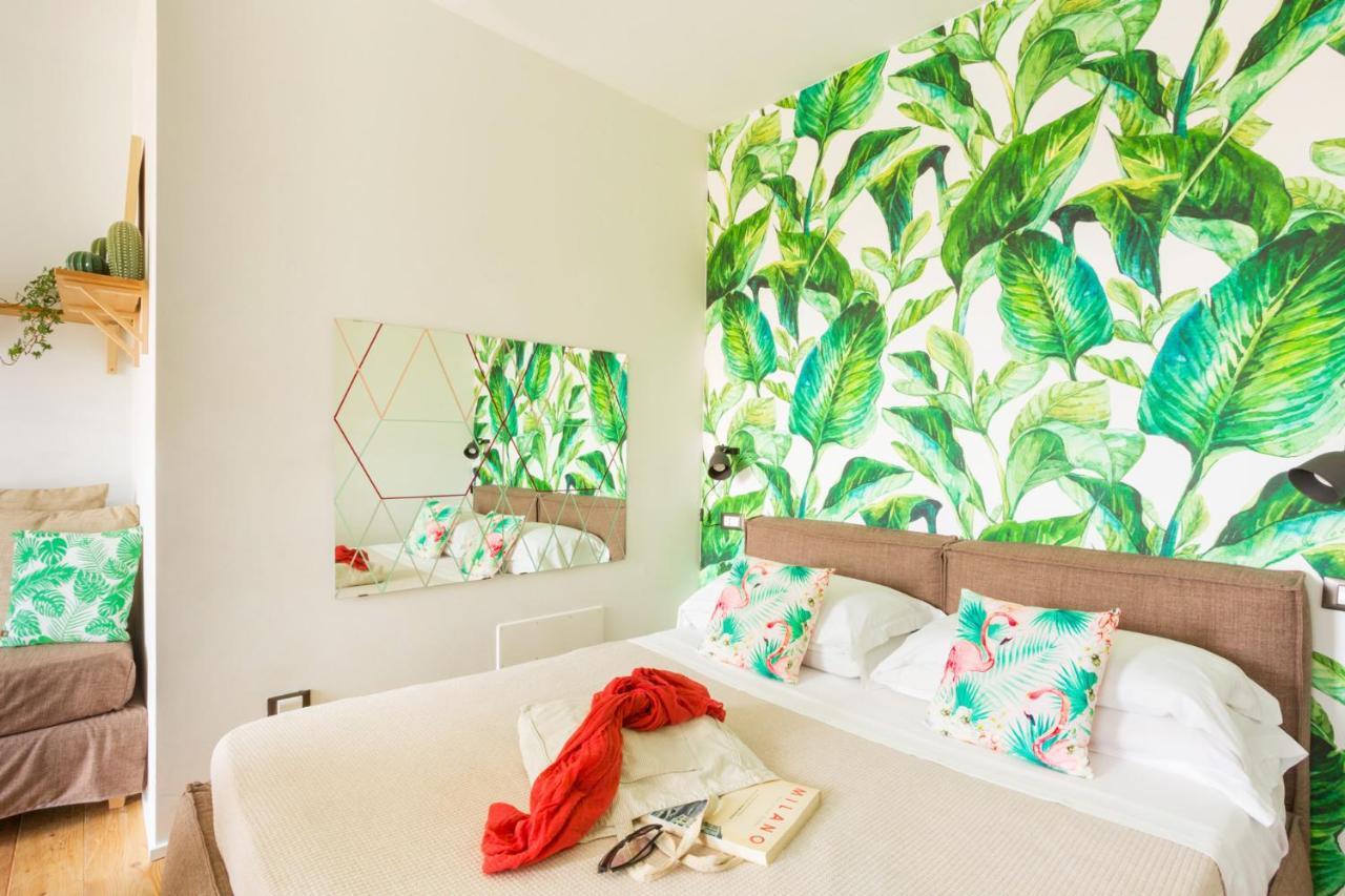 Duomo Views, Light, Jungle-Inspired Studio With Terrace Milan Luaran gambar